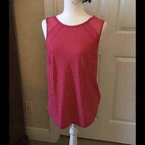 Lululemon athletic coral tank top.